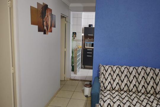 Sala de apartamento para alugar com 2 quartos, 50m² em Jardim Santo André CDHU, Santo André