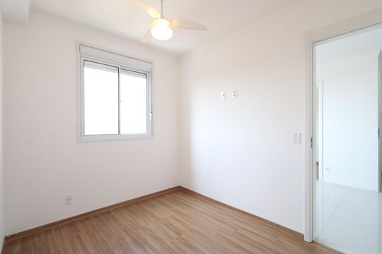 Quarto 1 de apartamento para alugar com 2 quartos, 34m² em Lapa, São Paulo