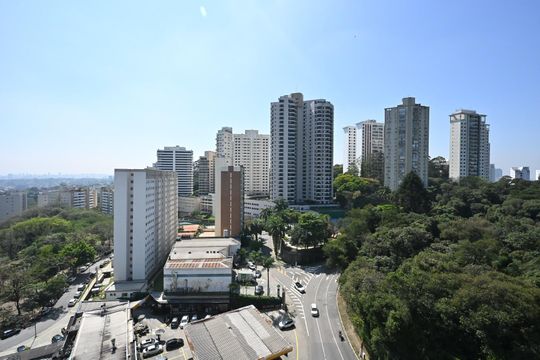 Vista do Quarto  de apartamento à venda com 2 quartos, 72m² em Vila Suzana, São Paulo