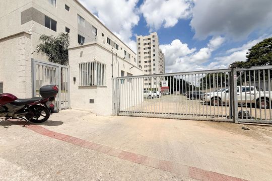 Fachada de apartamento para alugar com 2 quartos, 52m² em Chácaras Califórnia, Contagem