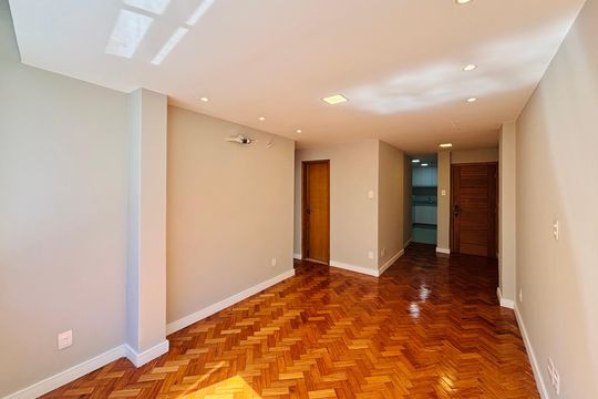 Apartamento para alugar com 2 quartos, 66m² em Copacabana, Rio de Janeiro
