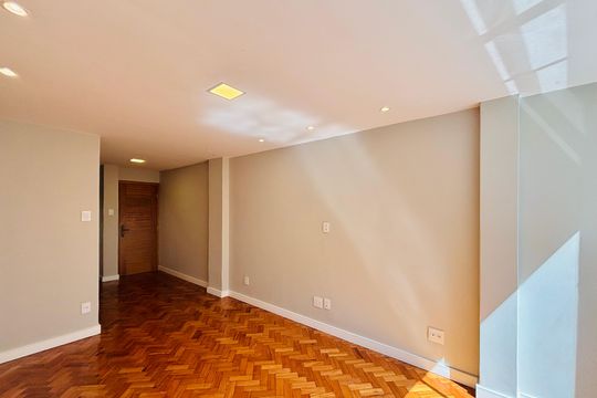 Apartamento para alugar com 2 quartos, 66m² em Copacabana, Rio de Janeiro