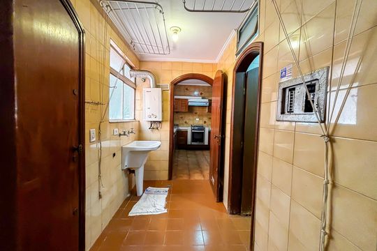 Apartamento para alugar com 3 quartos, 130m² em Sumarezinho, São Paulo