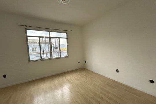 Sala de apartamento para alugar com 2 quartos, 80m² em Água Santa, Rio de Janeiro
