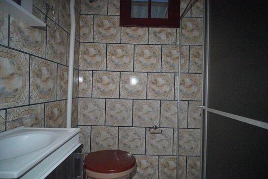 Banheiro de casa para alugar com 1 quarto, 63m² em Scharlau, São Leopoldo