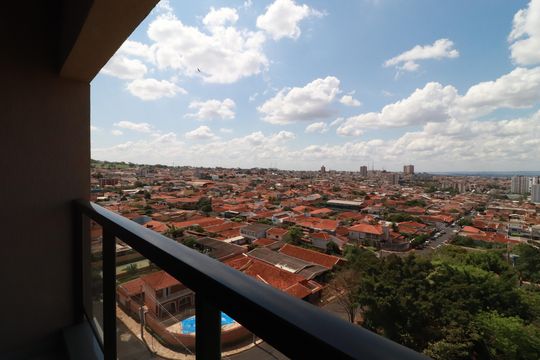 Varanda  de apartamento para alugar com 1 quarto, 35m² em Santa Luzia, Ribeirão Preto
