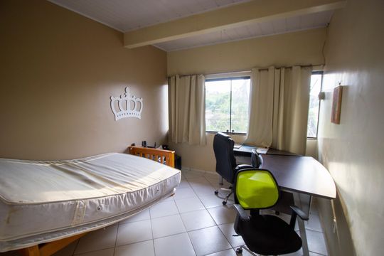 Casa à venda com 5 quartos, 250m² em Metropolitana, Brasília