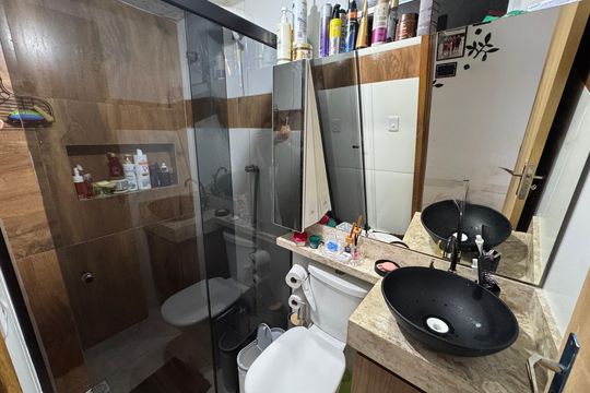 Apartamento à venda com 2 quartos, 60m² em Qs 12, Brasília