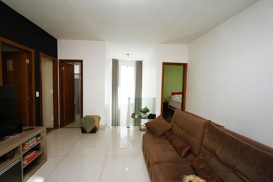 Sala 2 de casa à venda com 4 quartos, 166m² em Jardim Montanhês, Belo Horizonte