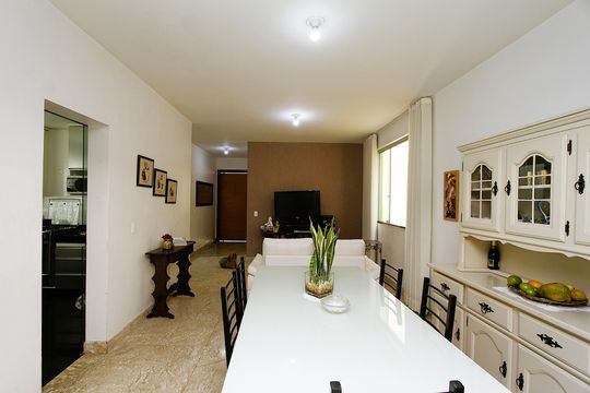 Sala de casa à venda com 4 quartos, 166m² em Jardim Montanhês, Belo Horizonte