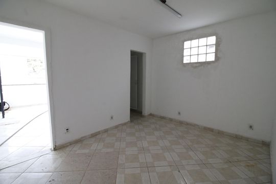 Apartamento para alugar com 1 quarto, 85m² em Curicica, Rio de Janeiro