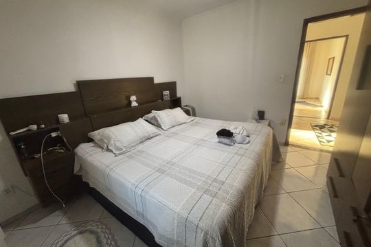Quarto de casa à venda com 4 quartos, 284m² em Jardim Eulina, Campinas