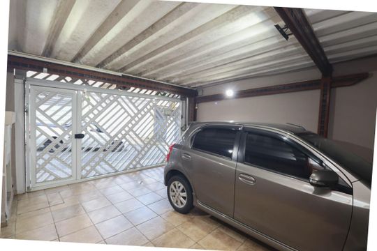 Garagem de casa à venda com 3 quartos, 135m² em Vila Medeiros, São Paulo