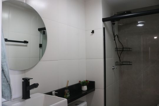 Banheiro de apartamento para alugar com 2 quartos, 34m² em Água Branca, São Paulo