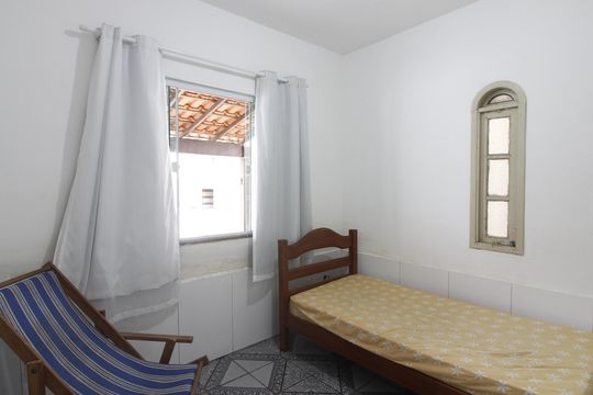 Quarto 1 de casa para alugar com 2 quartos, 66m² em Peró, Cabo Frio