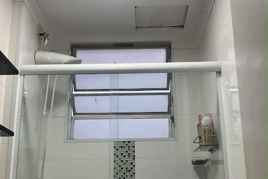 Banheiro de apartamento para alugar com 2 quartos, 50m² em Jardim Residencial Roseira, Limeira
