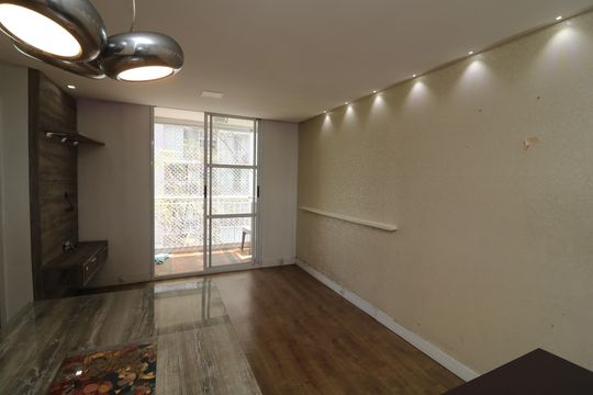Sala de apartamento para alugar com 3 quartos, 60m² em Jardim Vila Formosa, São Paulo