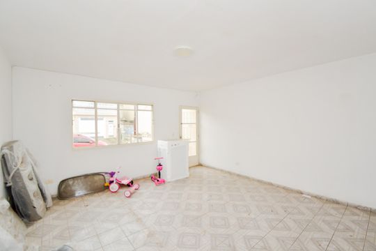 Sala de casa à venda com 2 quartos, 125m² em Jardim Palmira, Guarulhos