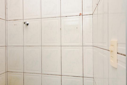Banheiro da Suíte de casa à venda com 3 quartos, 125m² em Jardim Palmira, Guarulhos
