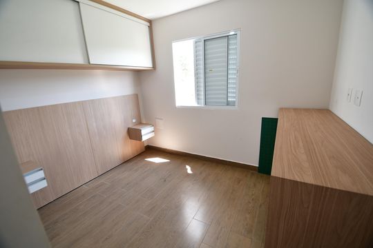 Quarto 2 de apartamento para alugar com 2 quartos, 49m² em Jardim Ipaussurama, Campinas
