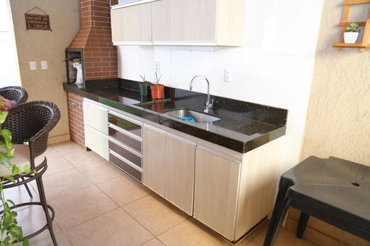 Casa à venda com 3 quartos, 300m² em Residencial Mansoes Paraiso, Goiânia