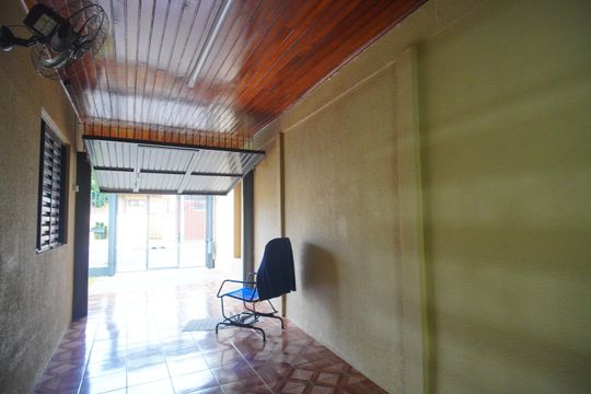 Garagem de casa à venda com 3 quartos, 120m² em Santo Afonso, Novo Hamburgo