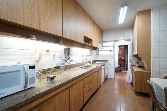 Cozinha de apartamento à venda com 3 quartos, 150m² em Bela Vista, São Paulo