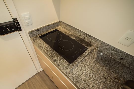Cozinha de kitnet/studio à venda com 1 quarto, 19m² em Mirandópolis, São Paulo
