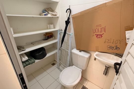 Banheiro de serviço de apartamento para alugar com 4 quartos, 140m² em Setor Bueno, Goiânia