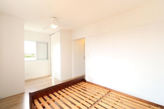 Suíte  de apartamento para alugar com 3 quartos, 102m² em Alto da Lapa, São Paulo
