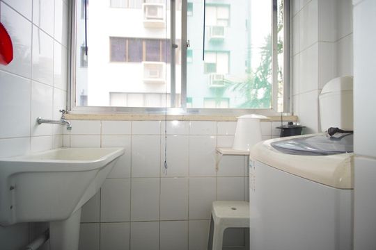 Área de Serviço de apartamento à venda com 2 quartos, 60m² em Boa Vista, Porto Alegre