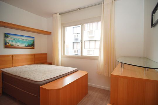 Quarto 1 de apartamento à venda com 2 quartos, 60m² em Boa Vista, Porto Alegre