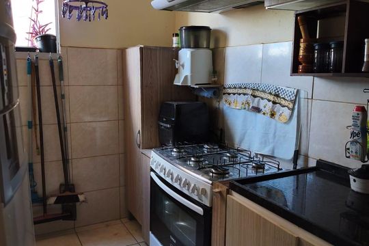 Cozinha de apartamento para alugar com 2 quartos, 43m² em Granja de Freitas, Belo Horizonte