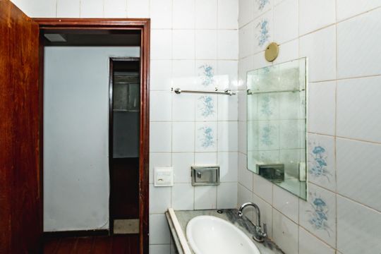 Banheiro Social de apartamento para alugar com 1 quarto, 52m² em Mantiqueira, Belo Horizonte