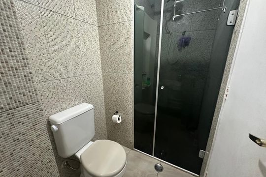 Banheiro de apartamento à venda com 3 quartos, 56m² em Vila Ema, São Paulo