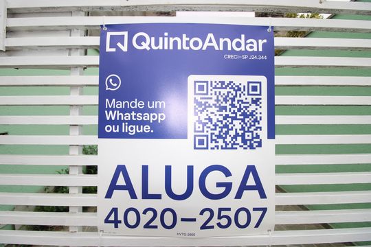 Fachada de casa para alugar com 2 quartos, 100m² em Vila Brasil, São Paulo