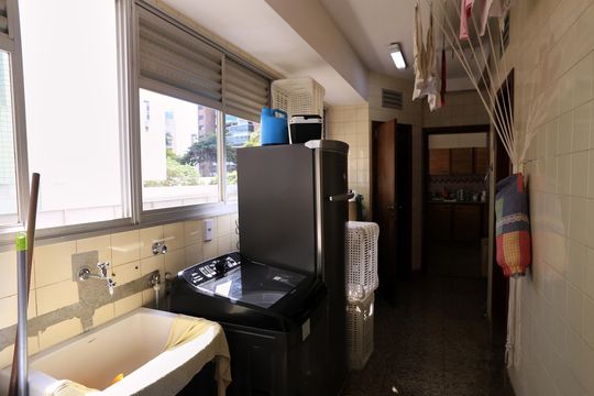 Área de Serviço de apartamento à venda com 4 quartos, 210m² em Serra, Belo Horizonte