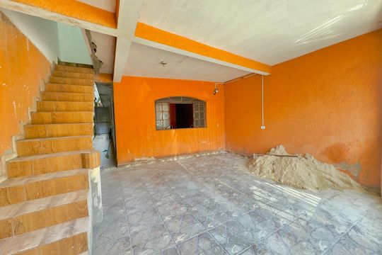 Garagem de casa para alugar com 2 quartos, 98m² em Jardim Sao Domingos, Guarulhos