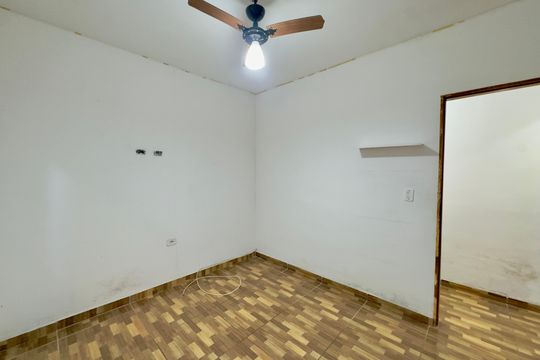 Quarto 1 de casa para alugar com 2 quartos, 98m² em Jardim Sao Domingos, Guarulhos