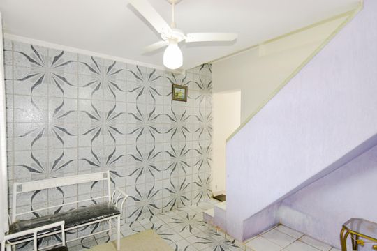 Sala de casa à venda com 3 quartos, 266m² em Jardim Paraventi, Guarulhos