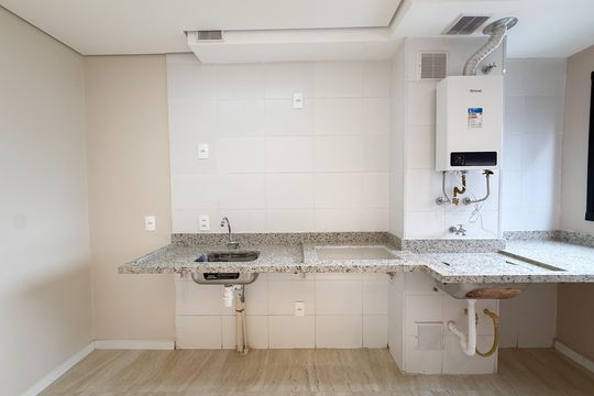 Cozinha de apartamento à venda com 2 quartos, 38m² em Vila Albertina, São Paulo