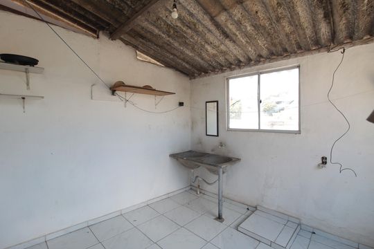 Área de Serviço de casa para alugar com 1 quarto, 70m² em Jardim Montanhês, Belo Horizonte