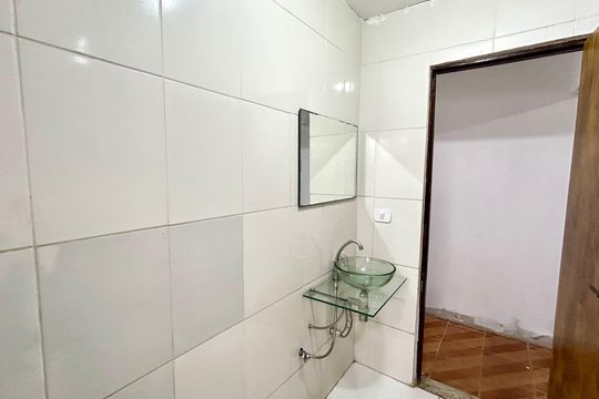 Banheiro de casa para alugar com 2 quartos, 138m² em Cidade Serodio, Guarulhos