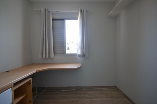 Quarto 2 de apartamento para alugar com 2 quartos, 60m² em Vila Antonio, São Paulo