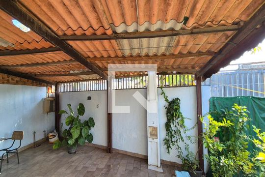 Casa à venda com 3 quartos, 81m² em Conjunto Mauro Marcondes, Campinas