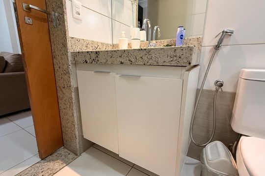 Banheiro da Suíte 3 de apartamento à venda com 3 quartos, 114m² em Setor Bueno, Goiânia