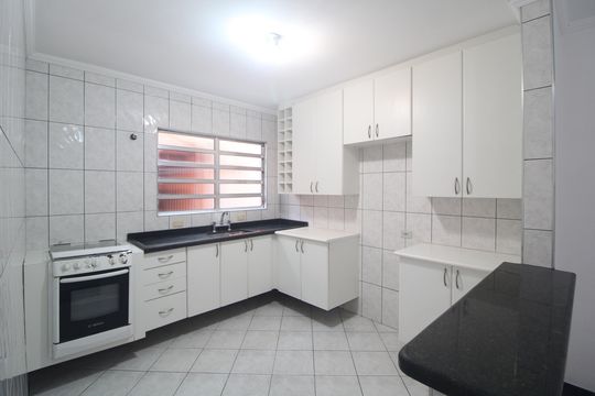 Cozinha de casa à venda com 3 quartos, 217m² em Interlagos, São Paulo