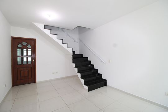 Sala de casa para alugar com 2 quartos, 100m² em Itaquera, São Paulo
