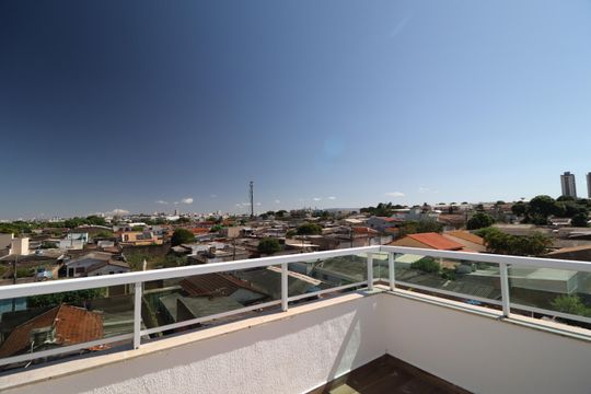 Cobertura de apartamento para alugar com 3 quartos, 180m² em Tibery, Uberlândia
