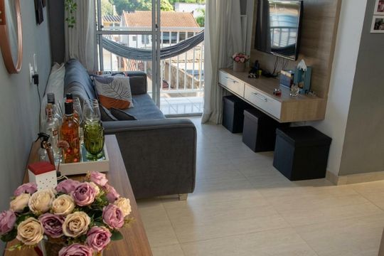 Sala de apartamento para alugar com 2 quartos, 52m² em Taquara, Rio de Janeiro